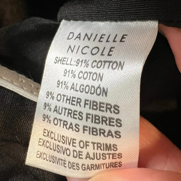 Danielle Nicole Black Macramé Boho‎ Crossbody/Handbag with Fringe. - Picture 14 of 16